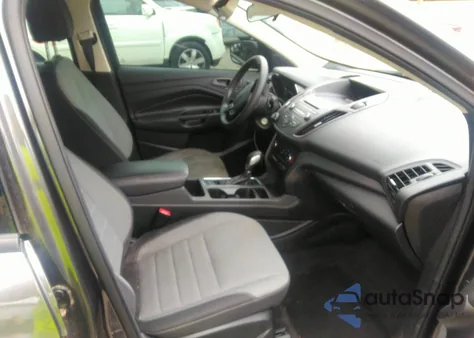 2017 Ford Escape from USA, damaged, VIN 1FMCU0F768UD71802